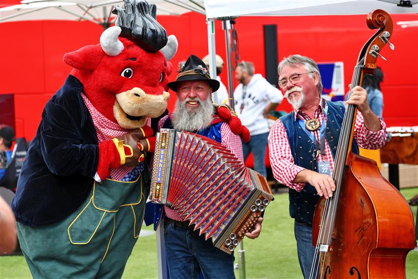 paddock musicians